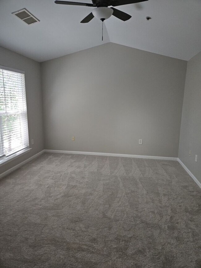 Building Photo - Unit 623 at The Woodlands of Clemson