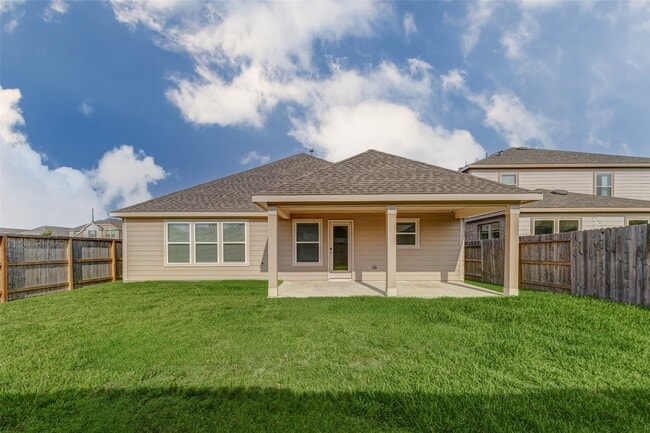 Building Photo - 7706 Coral Ky Dr