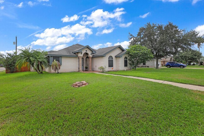 Building Photo - 5221 Tallow Ct