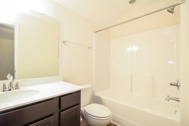 Building Photo - 159 Spirit Dr