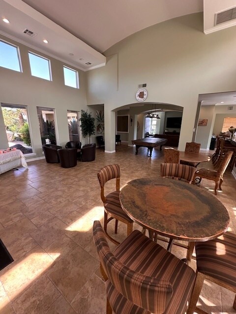 Building Photo - 16013 S Desert Foothills Pkwy