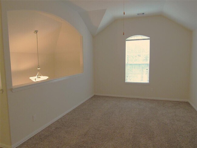 Building Photo - 24434 Sundance Spring Dr