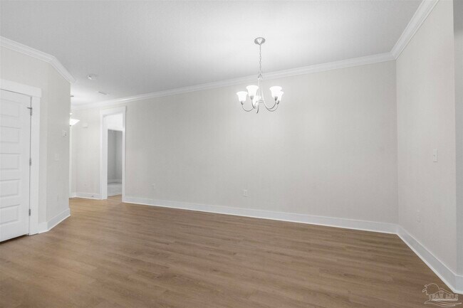 Building Photo - 704 Brambling Ct