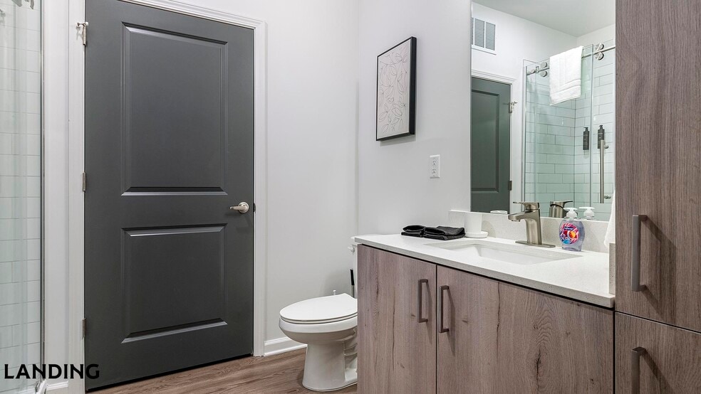 Building Photo - 2800 Milan Ct