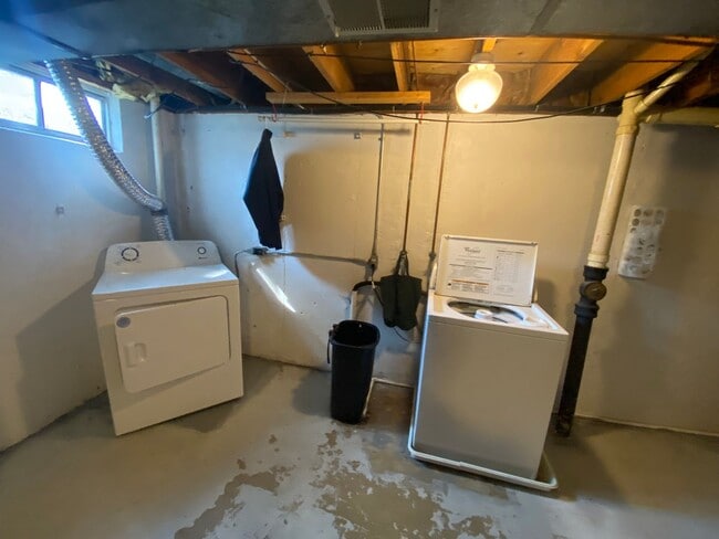 Building Photo - Spacious 2 Bedroom Condo in Ankeny!