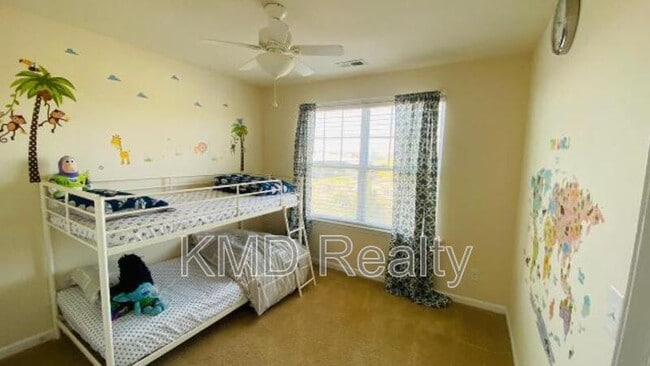 Building Photo - 850 Windy Falls Dr