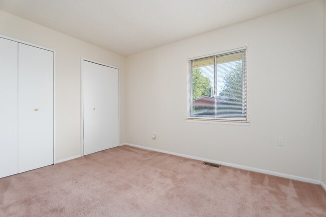 Building Photo - 2248 Boarman Dr