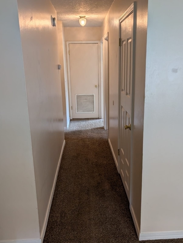 Building Photo - 458 Bentwood Ln