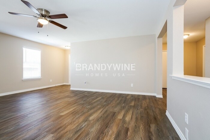 Building Photo - 6159 Balcony Ln