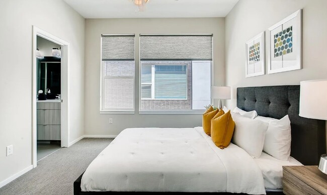 Building Photo - 3250 Federal Blvd