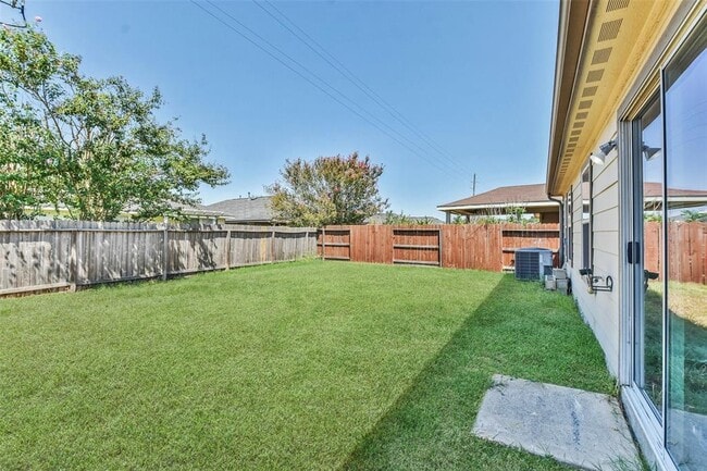 Building Photo - 15515 Echo Stable Ln