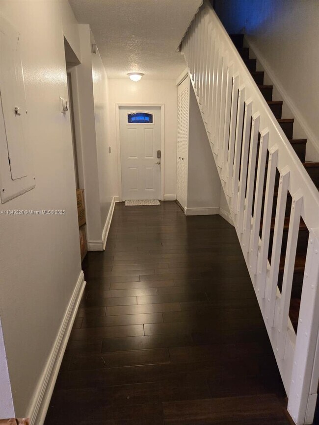 Building Photo - 13370 SW 89th Terrace