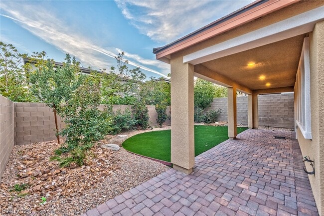 Building Photo - 863 Elmstone Pl