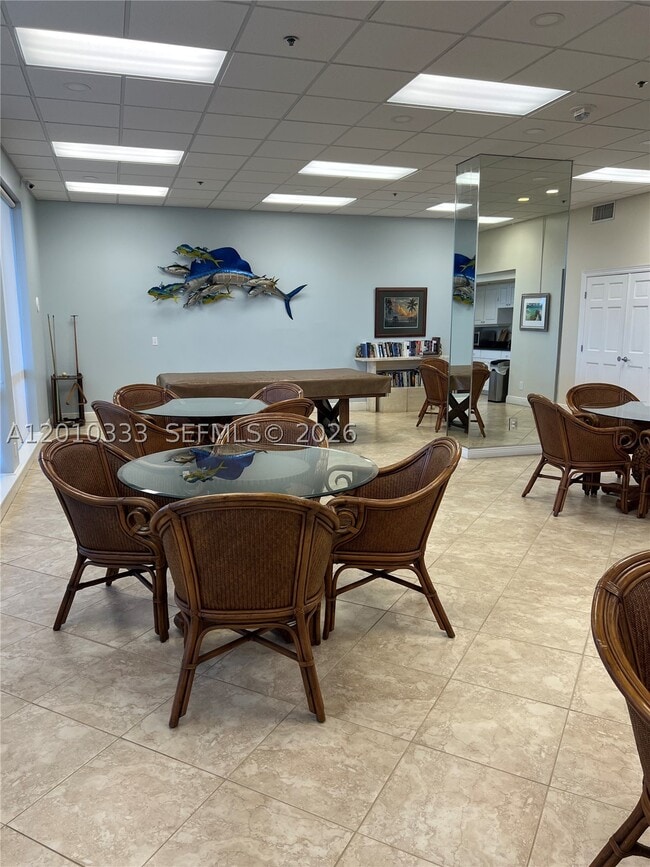 Building Photo - 3100 N Hwy A1A