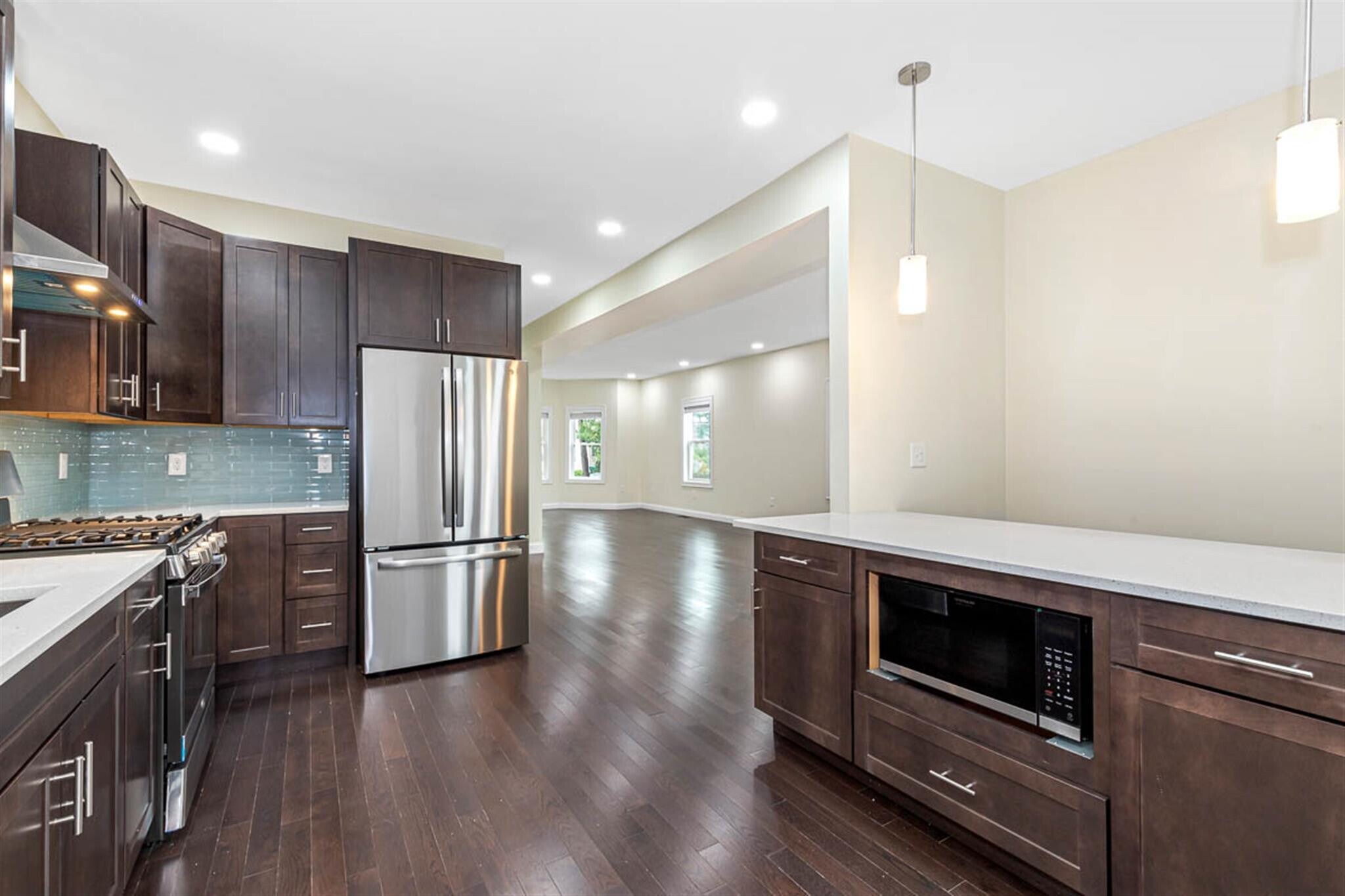 Building Photo - 75 Winchester St