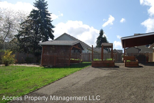 Building Photo - 3 br, 2 bath House - 538 8th Pl