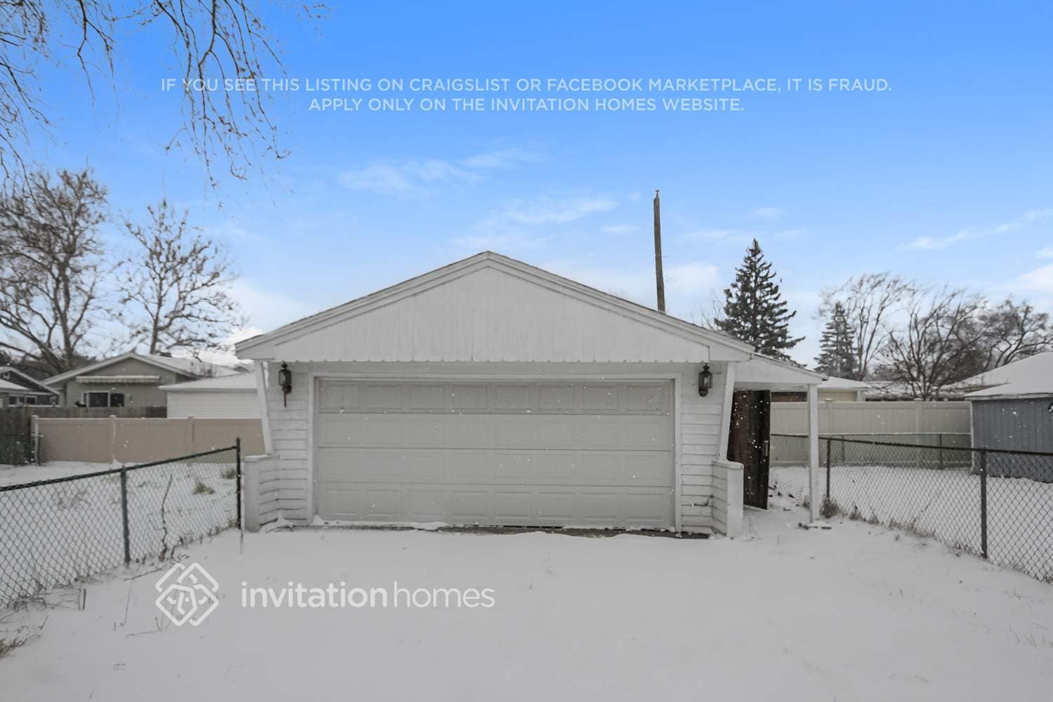 Building Photo - 368 N Biermann Ave