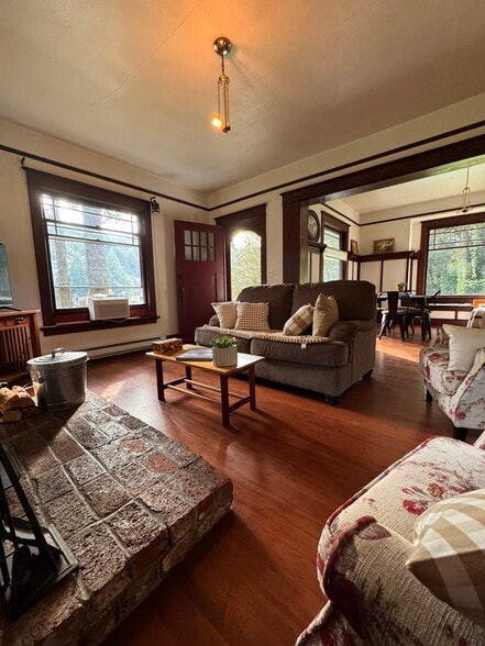 Living Room - 95389 Haynes Way Ln