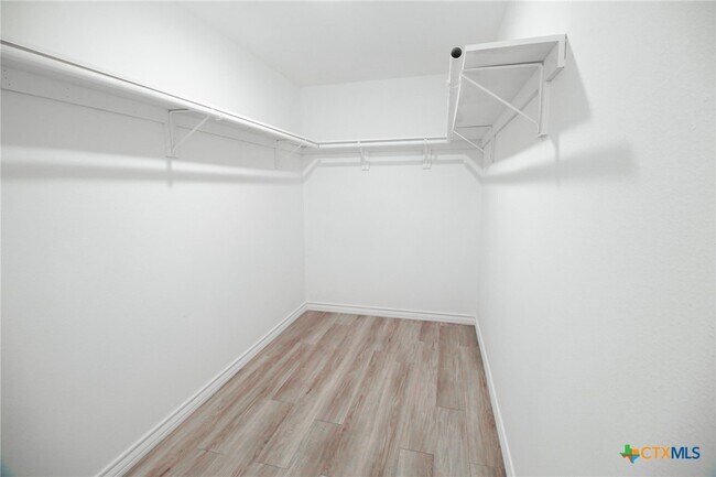 Building Photo - 1601 Cloud St