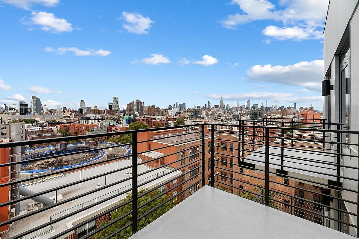 Building Photo - 63 Pitt St