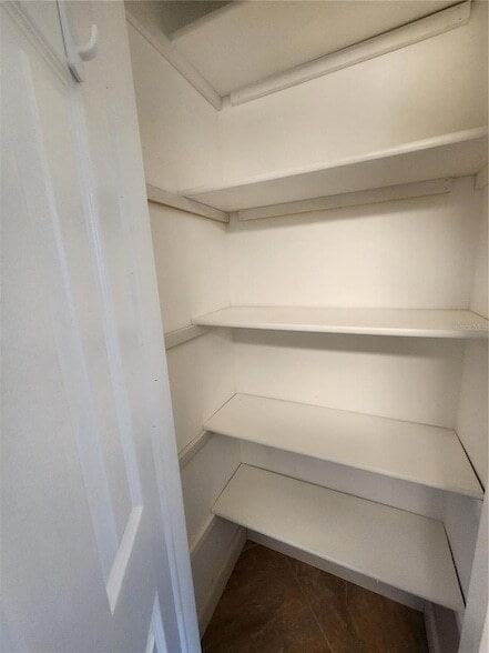 Building Photo - 3409 Montilla Ct