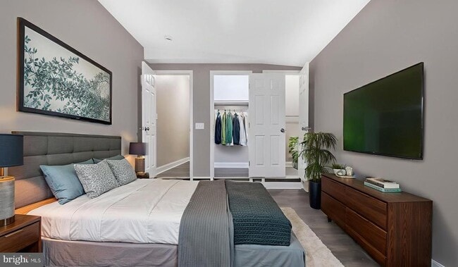 Building Photo - 917 N Gilmor St