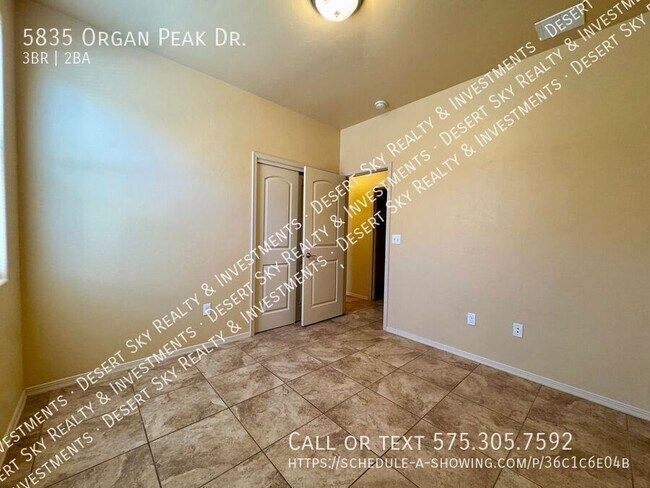 Building Photo - 5835 Organ Peak Dr