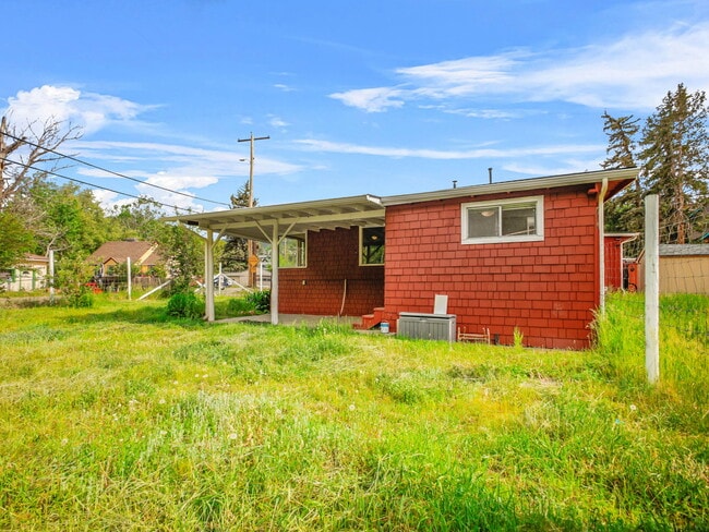 Building Photo - 3383 Ave F