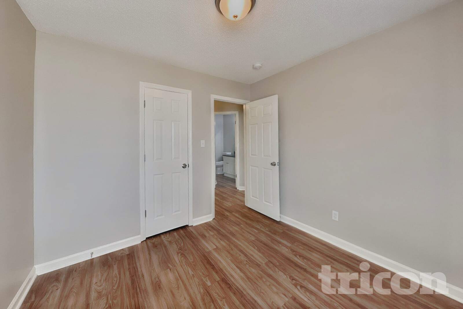 Building Photo - 5169 Parkerwood Dr
