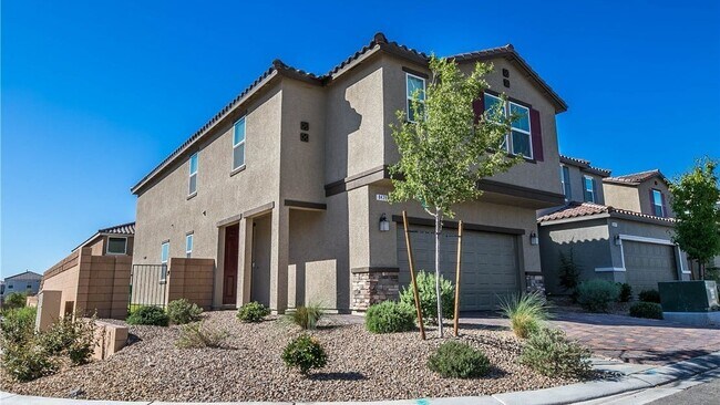 Building Photo - 8442 Cabirolera Ave