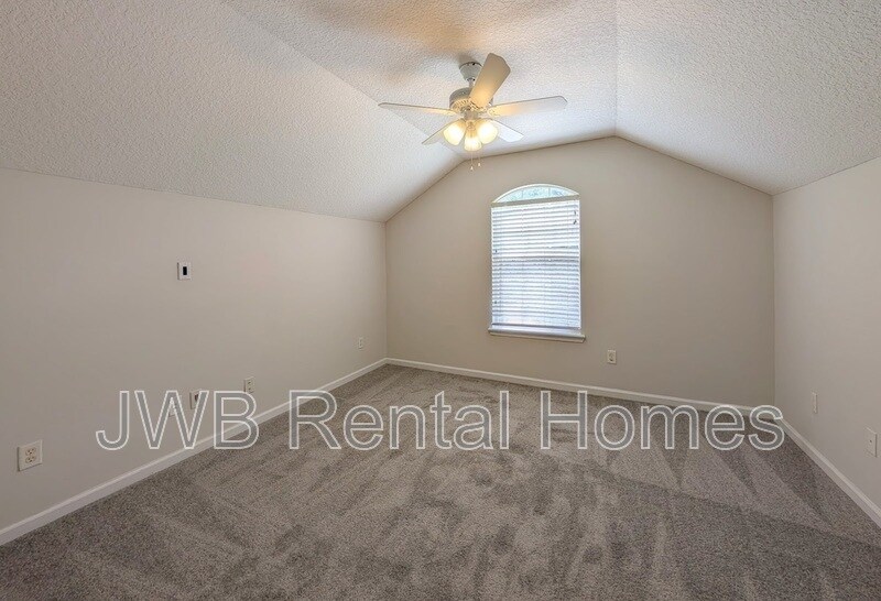 Building Photo - 3060 Havengate Dr