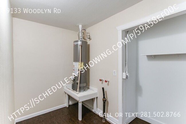 Building Photo - 9133 Woodlyn Rd