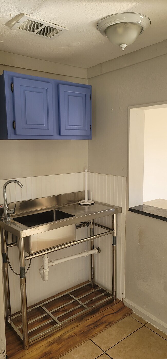 Building Photo - 3257 57th Ave N