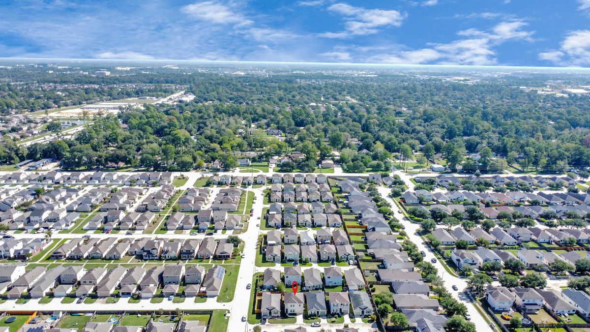 Building Photo - 4047 Mossy Spring Ln