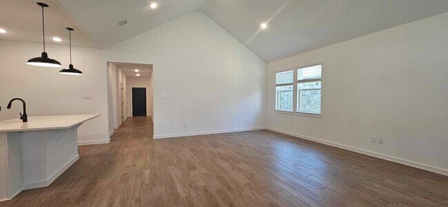Building Photo - 8426 Tranquil Bay Ct