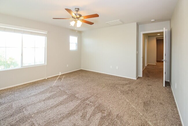 Building Photo - 5352 Brazelton St