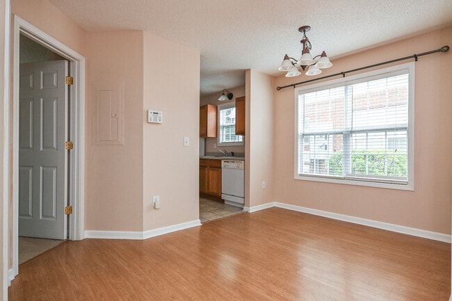 Building Photo - 1325 Cedar Shoals Dr
