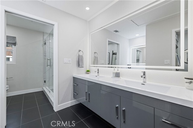 Building Photo - 10061 Melinda Way