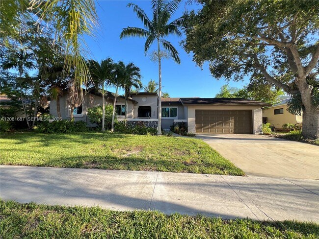 Building Photo - 7920 SW 204th St