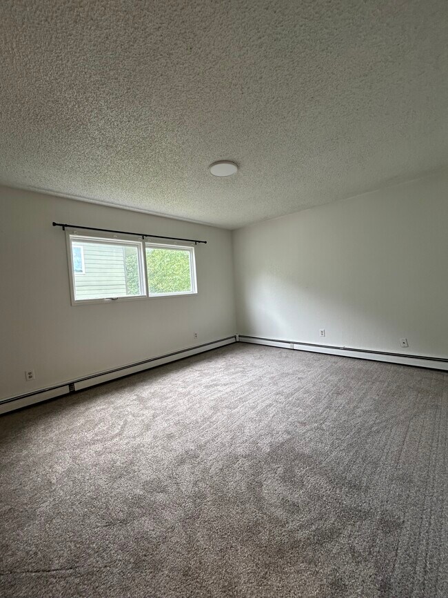 Building Photo - 1710 Muldoon Cir