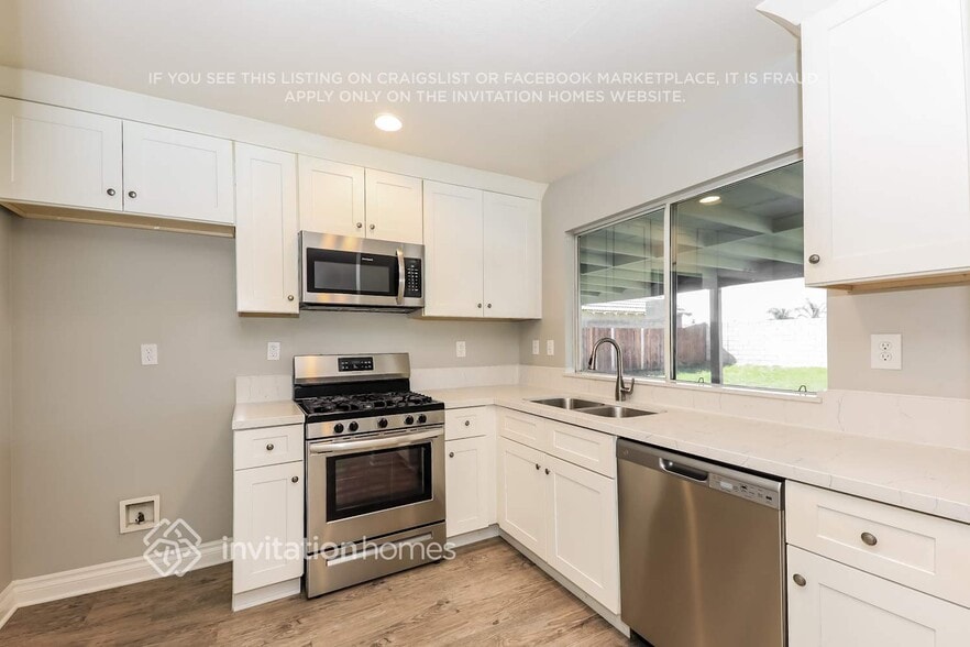 Building Photo - 9348 Marcona Ave