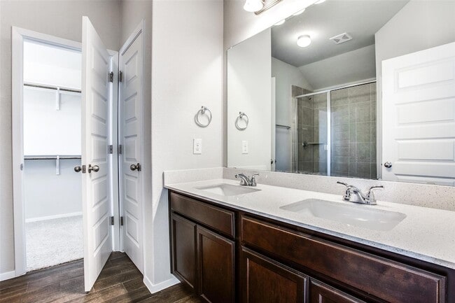 Building Photo - 11729 Lago de Garda Dr