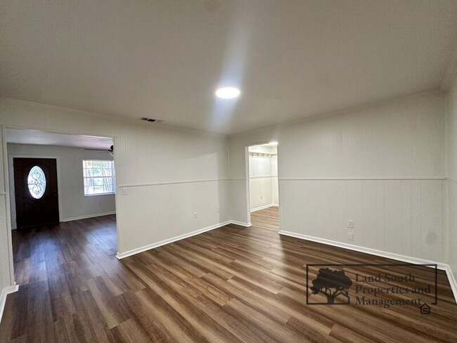 Building Photo - 4508 S Remington Rd