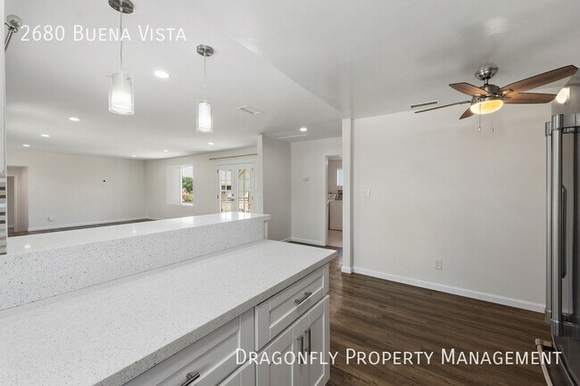 Building Photo - 2680 Buena Vista Ave