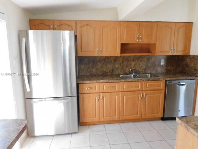 Building Photo - 620 NW 58th Ct