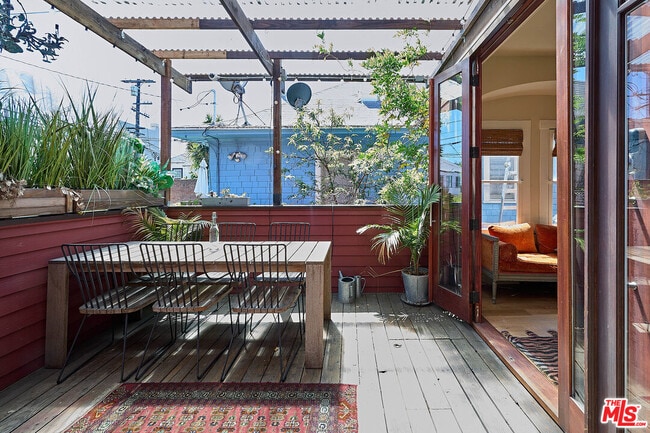 Building Photo - 34 Park Ave