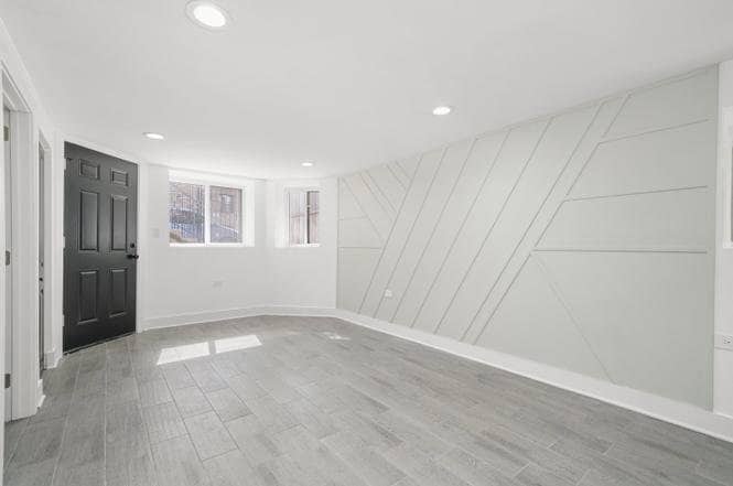 Building Photo - 322 S Kostner Ave