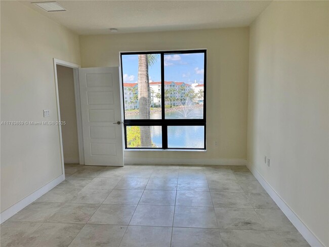 Building Photo - 4636 NW 84th Ave