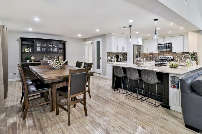 Building Photo - GORGEOUS REMODELED HOME WALKING DISTANCE TO WESTLAKE ELEMENTARY COMING TO THE MARKET SOON!