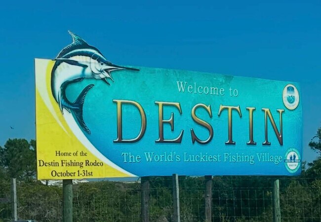 Building Photo - 775 Gulf Shore Dr